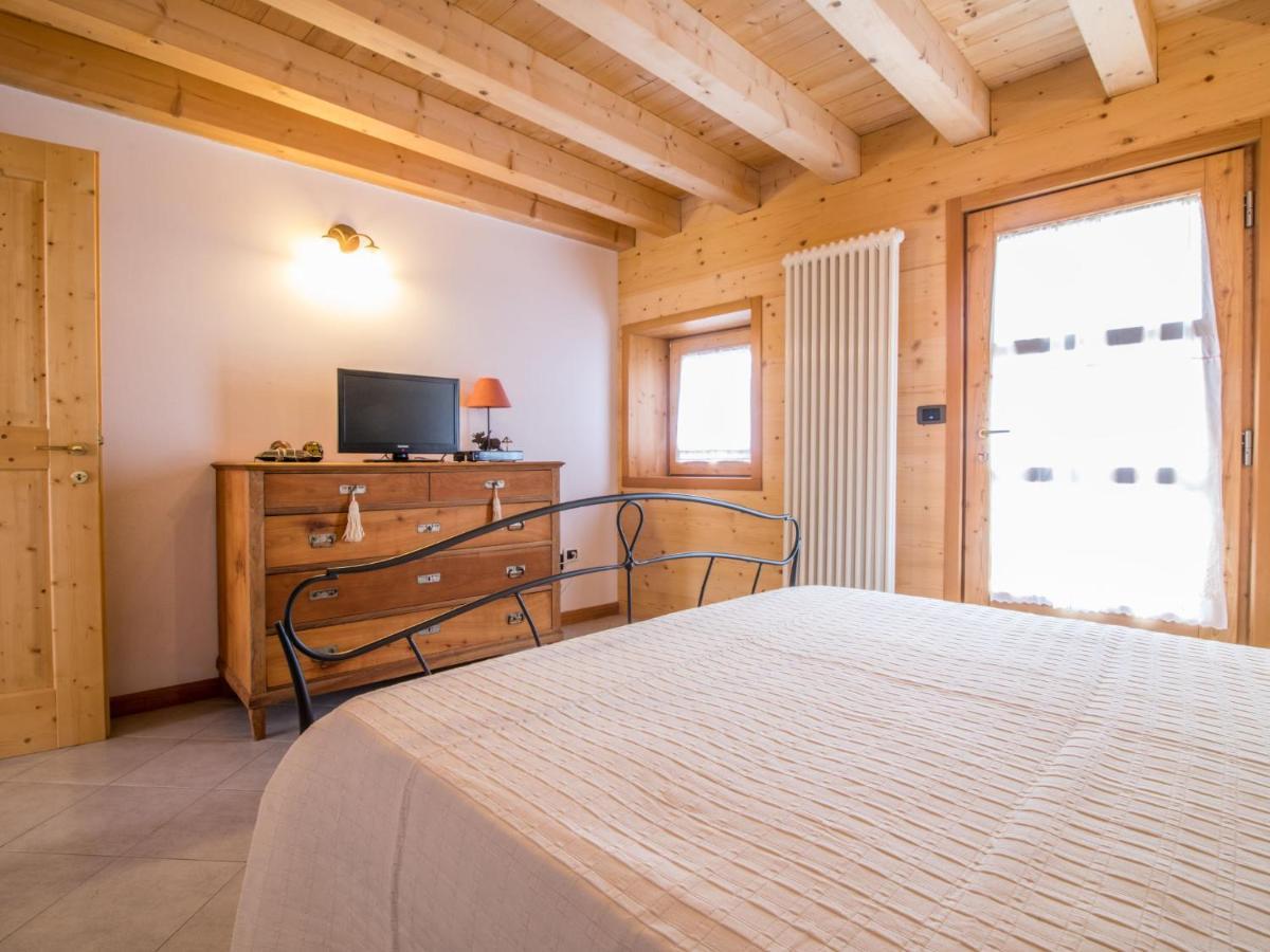 Apartment Albergo Diffuso - Cjasa Ustin-4 By Interhome Barcis Eksteriør bilde